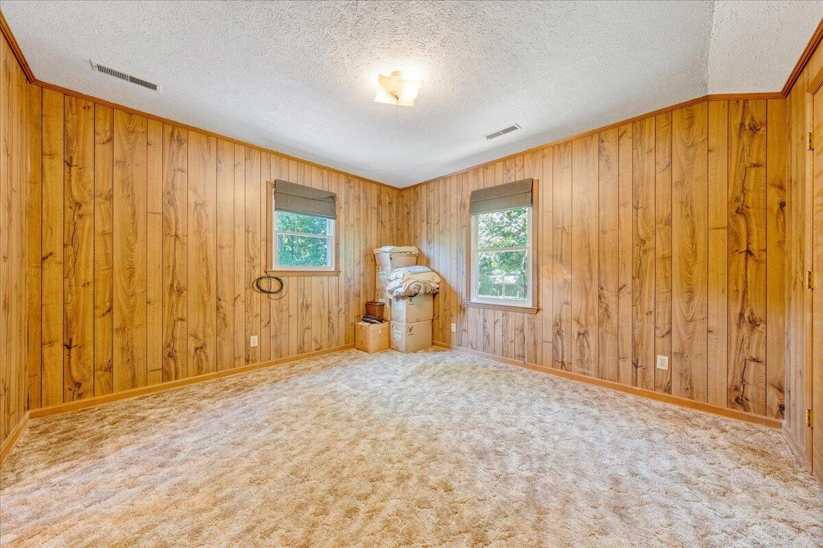 620 Varley LN - Photo 27