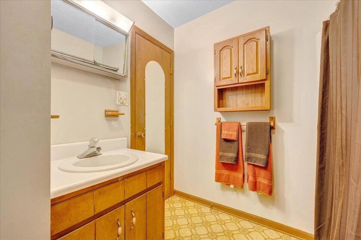 620 Varley LN - Photo 30