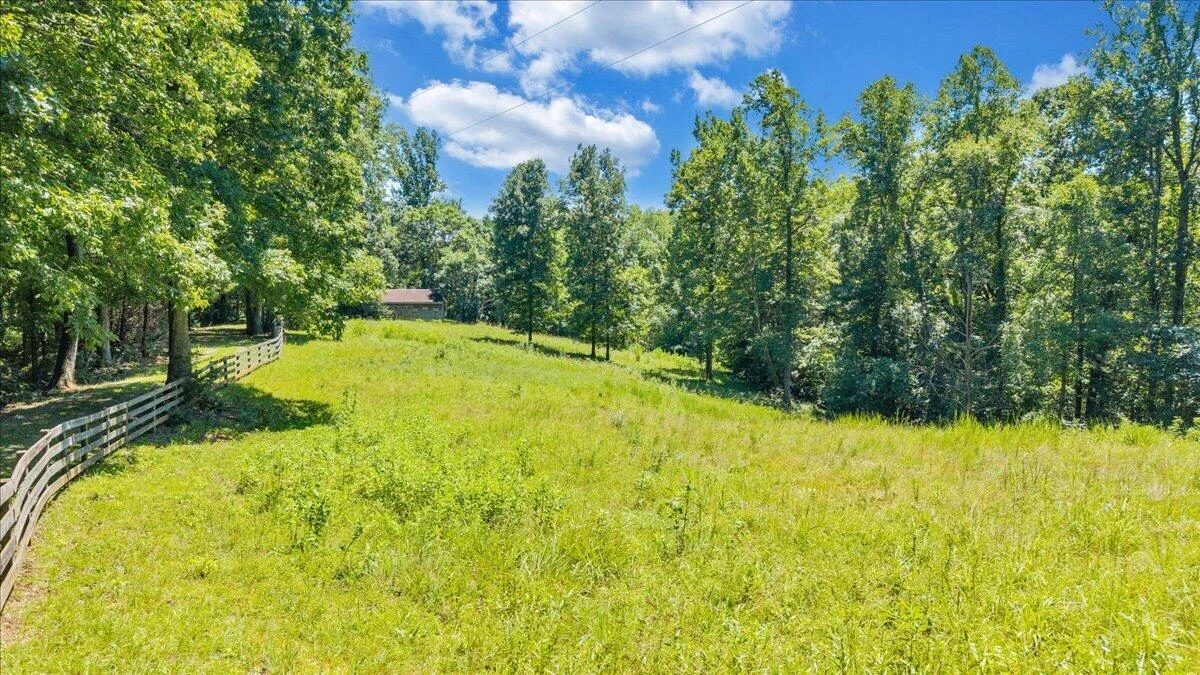 620 Varley LN - Photo 61