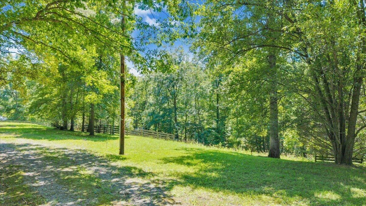 620 Varley LN - Photo 66