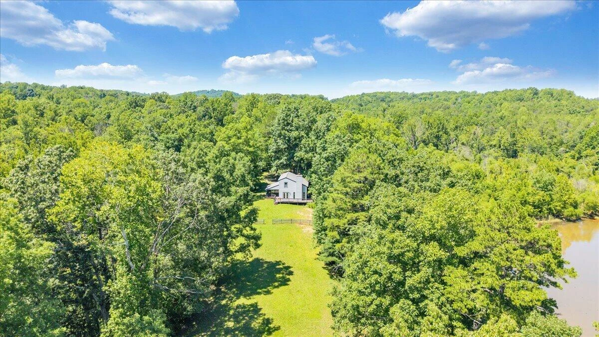 620 Varley LN - Photo 69