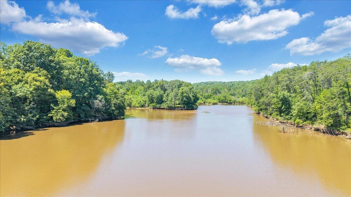 620 Varley LN - Photo 74