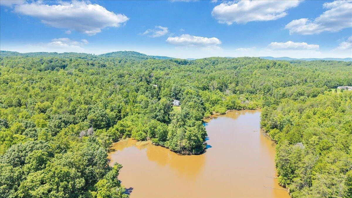 620 Varley LN - Photo 76