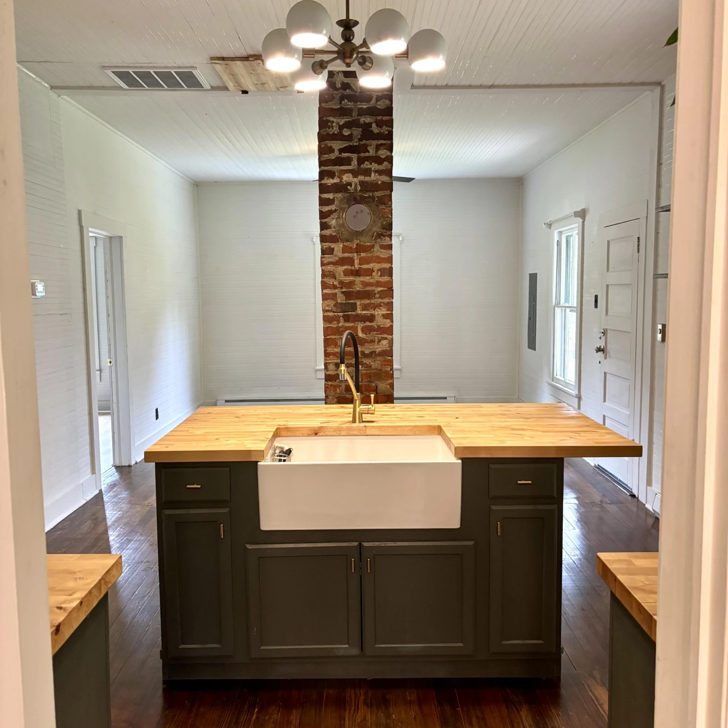 611 Mabry LN - Photo 9