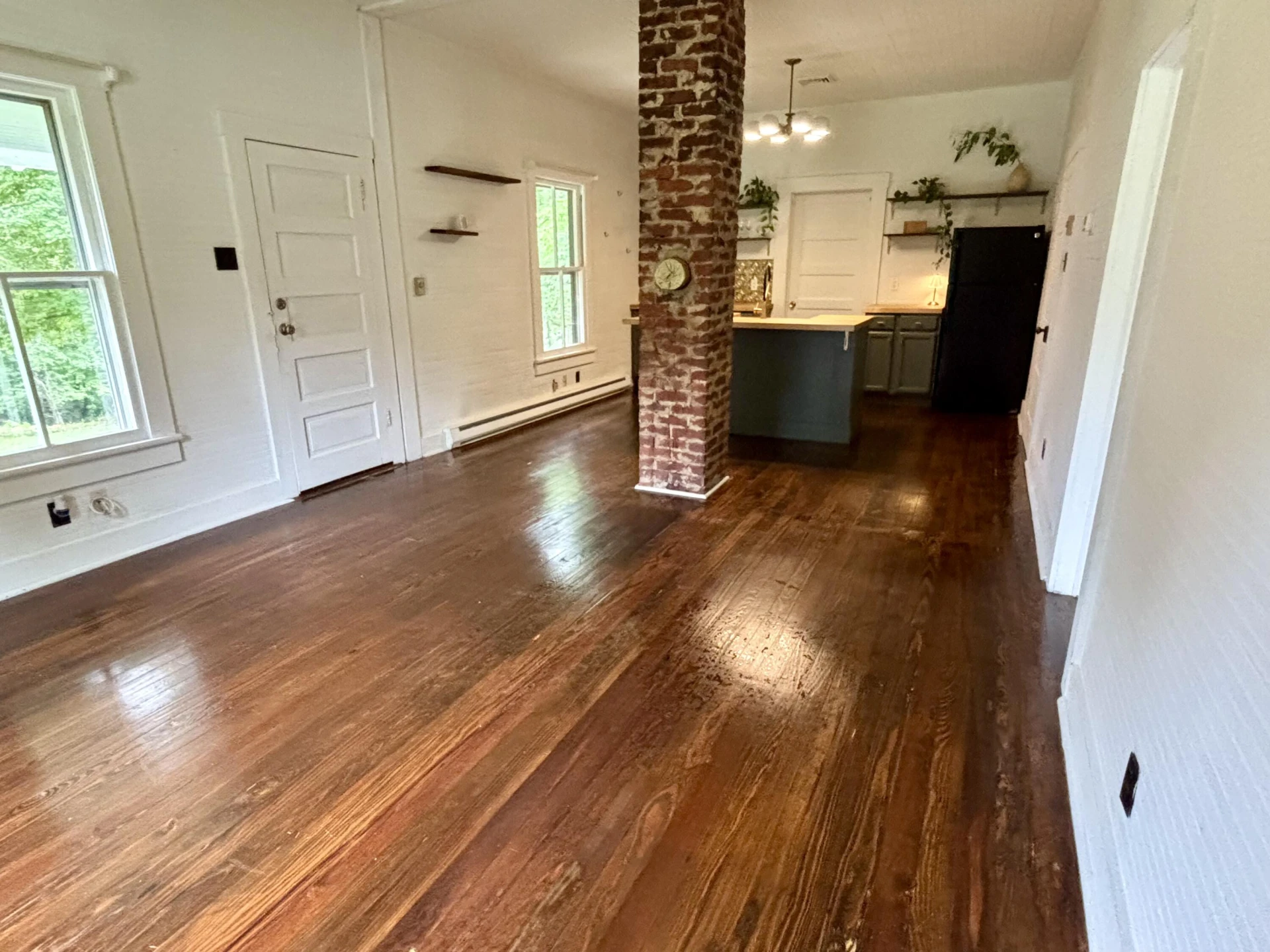 611 Mabry LN - Photo 11