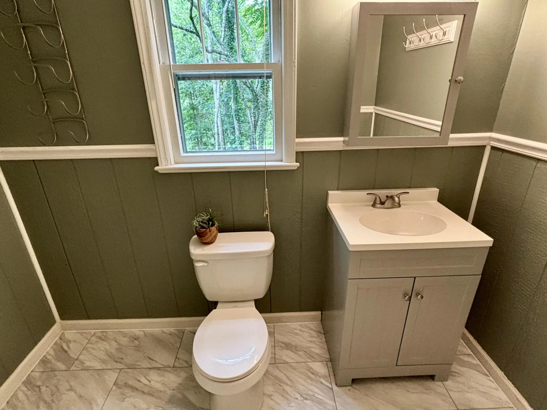 611 Mabry LN - Photo 13