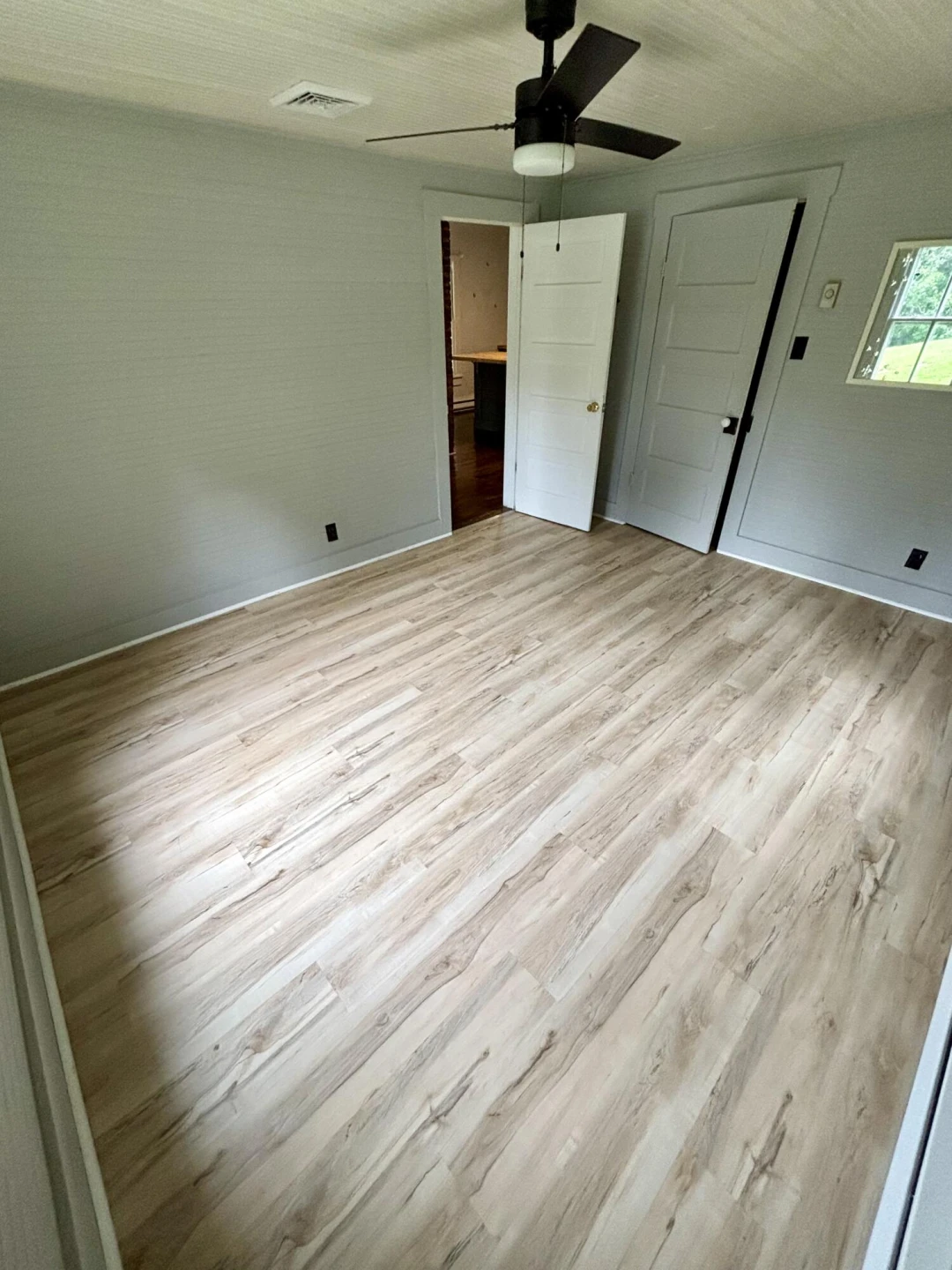 611 Mabry LN - Photo 16