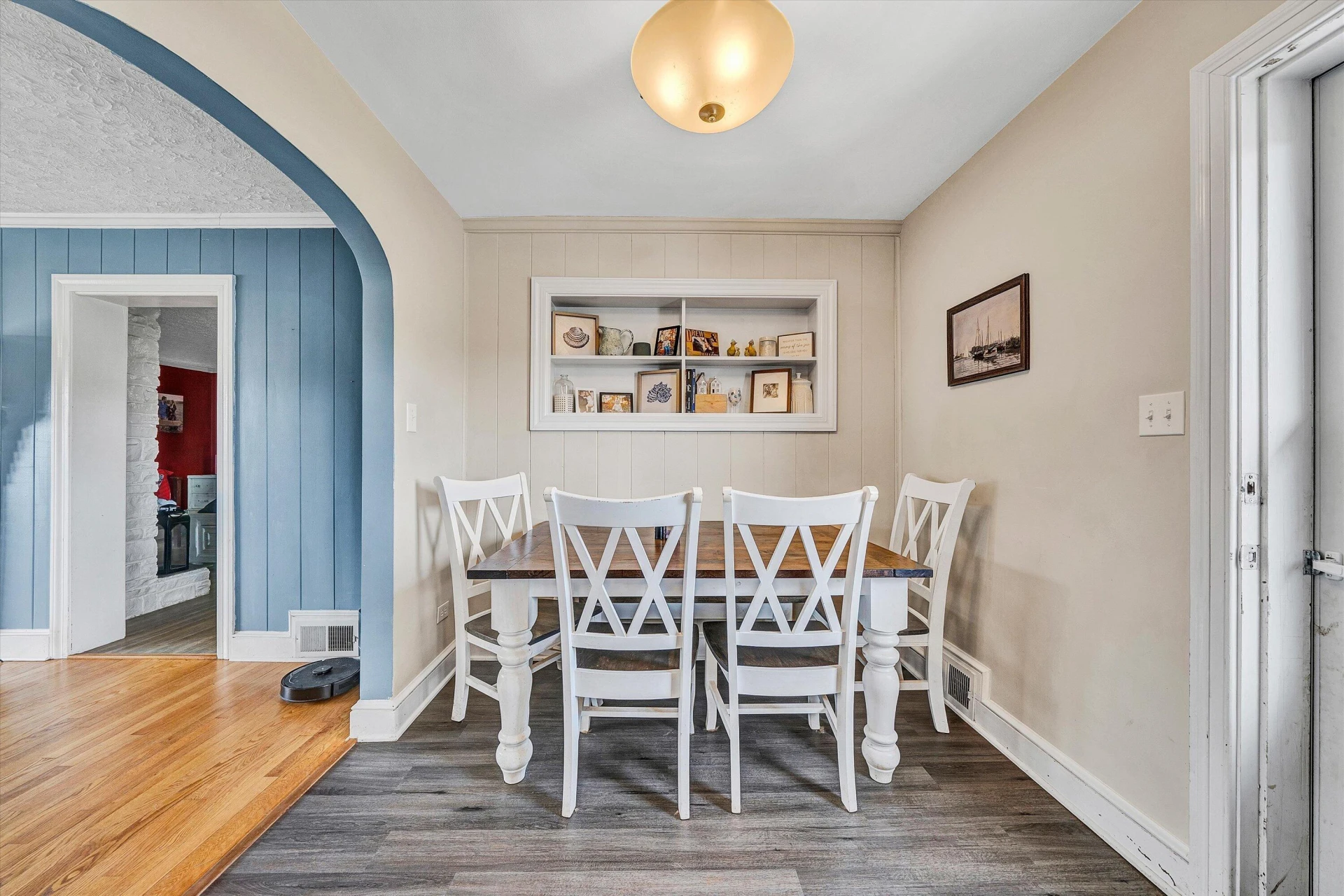 135 CENTER ST - Photo 13