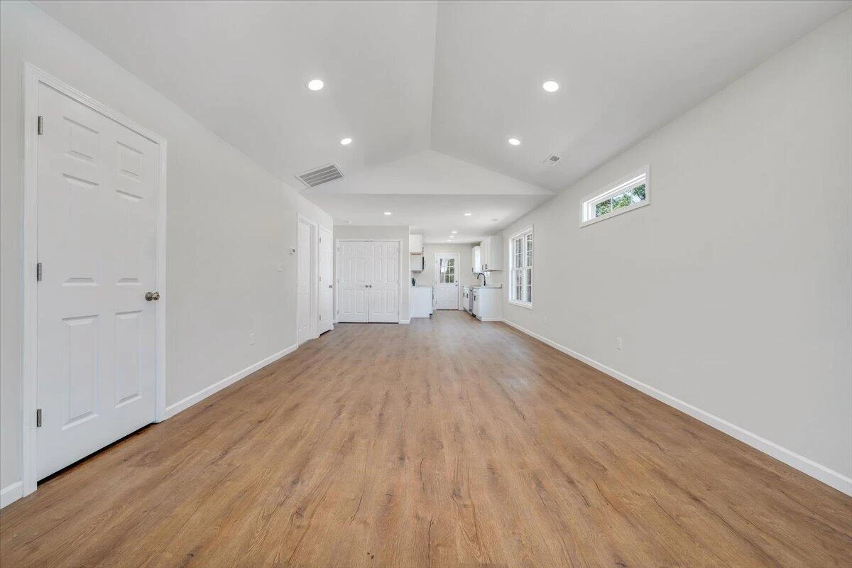3704 Michigan AVE NW - Photo 3
