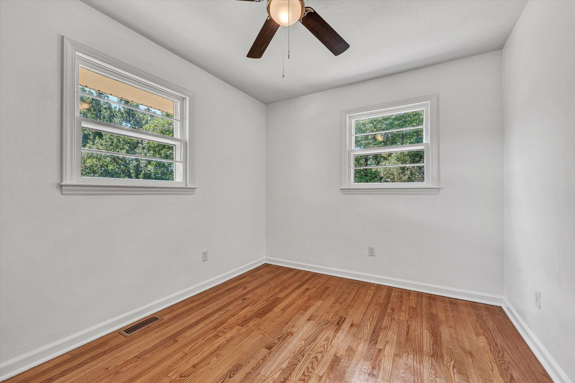 1131 2Nd ST - Photo 10