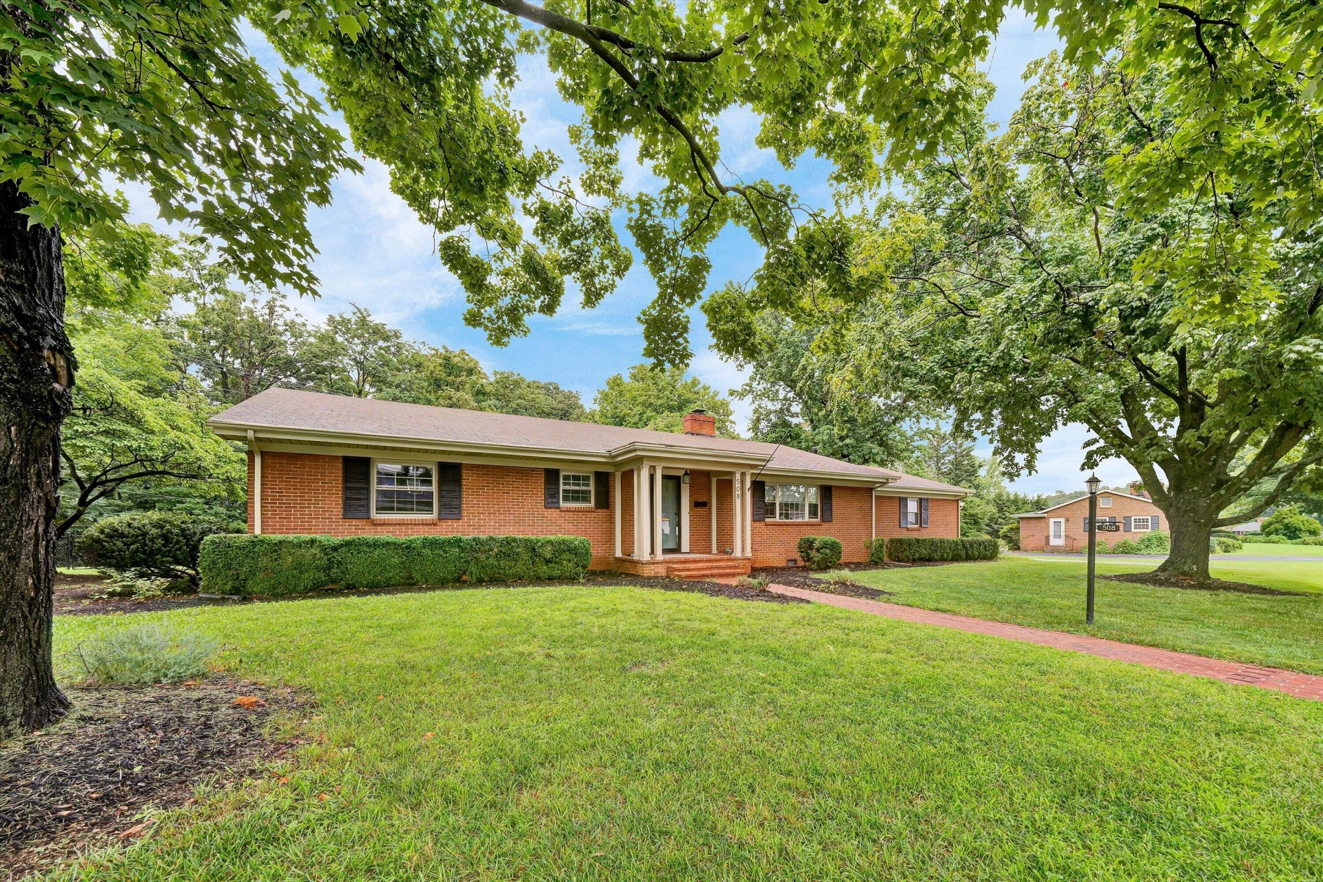 508 N Shanks ST - Photo 2