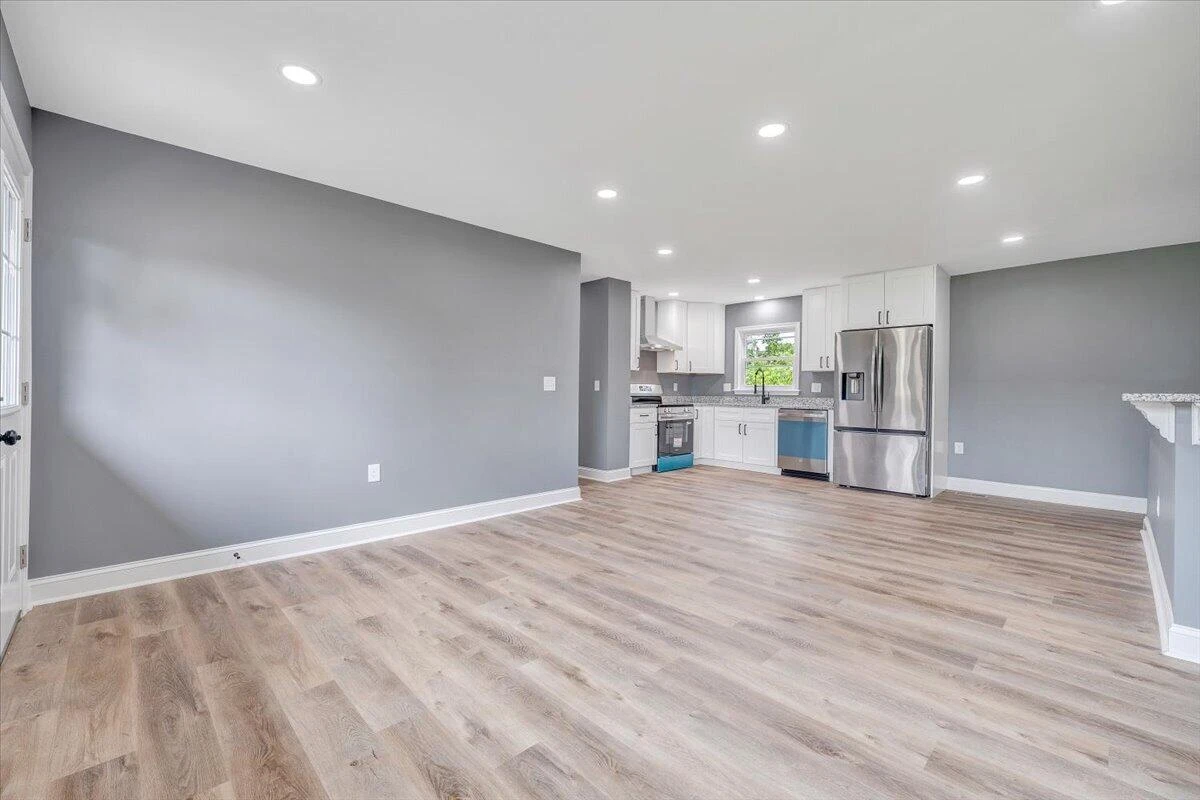 203 Cherryhill RD NW - Photo 6