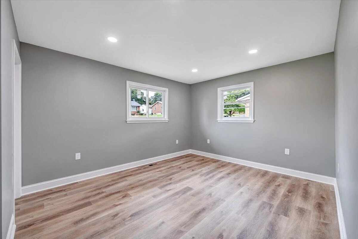 203 Cherryhill RD NW - Photo 13