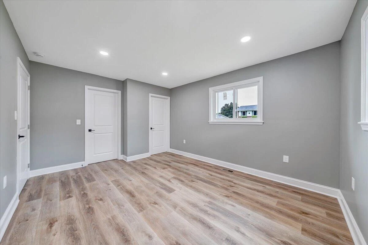 203 Cherryhill RD NW - Photo 14