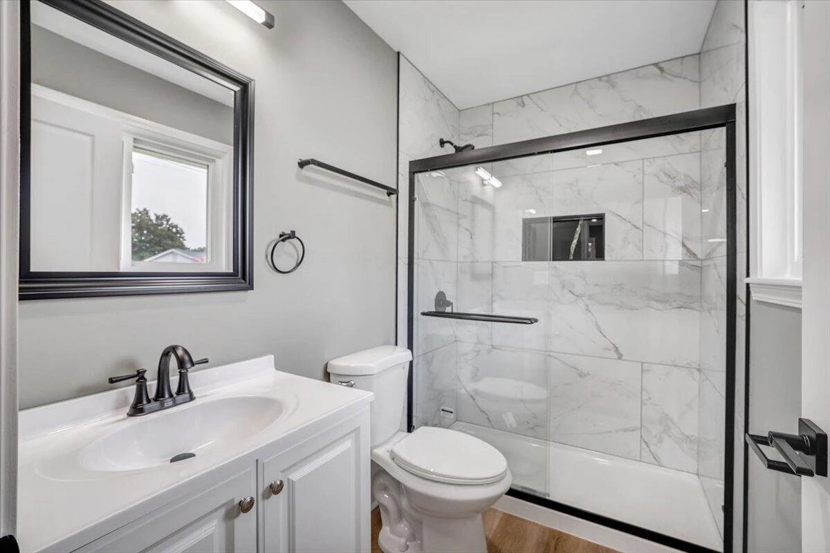 203 Cherryhill RD NW - Photo 15