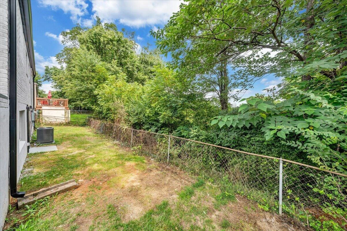 203 Cherryhill RD NW - Photo 29