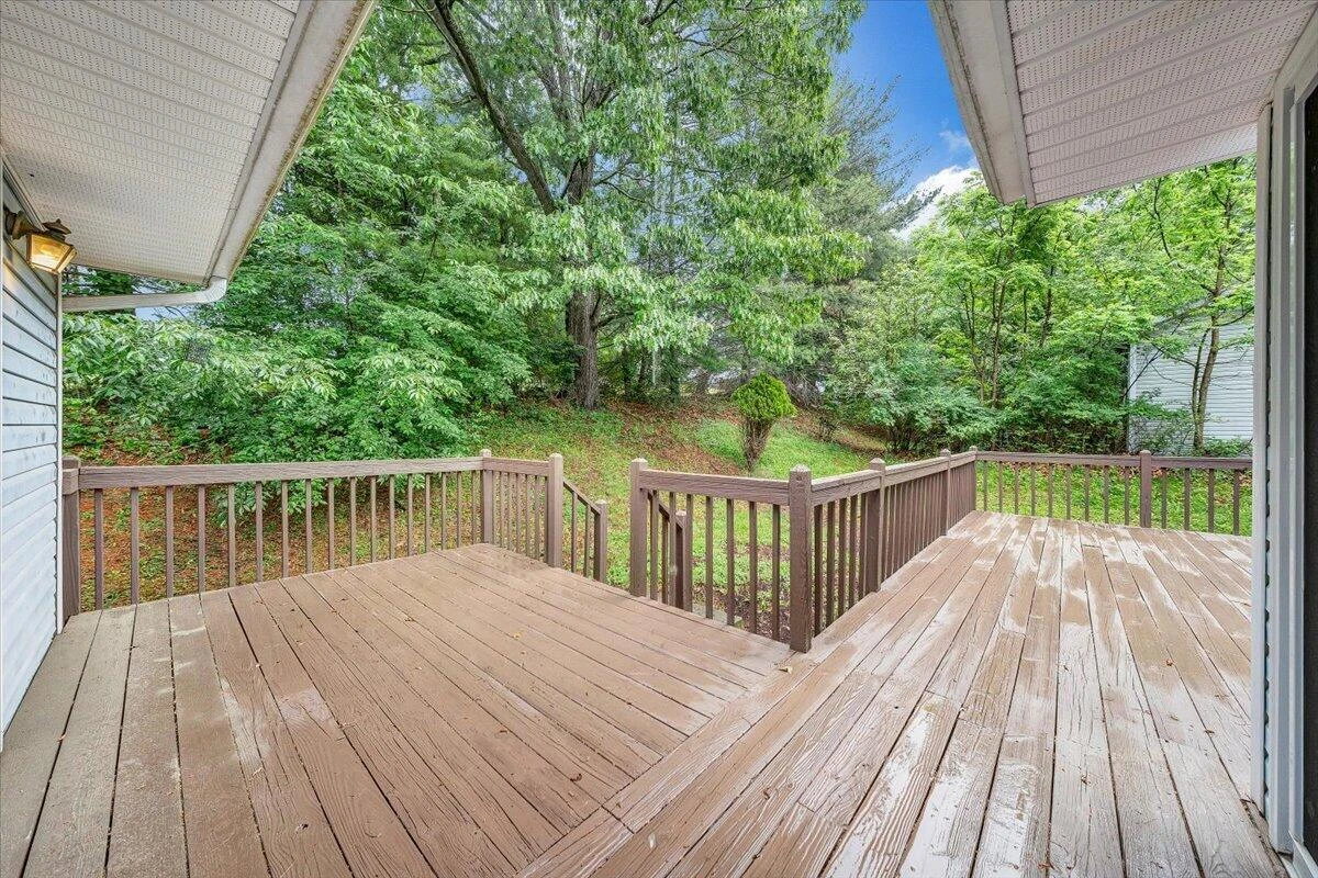 206 Sheppard AVE - Photo 29