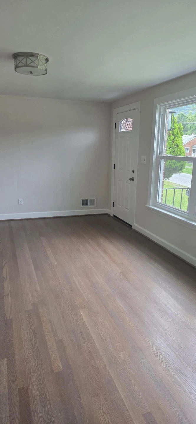 3424 Ventnor RD SE - Photo 5