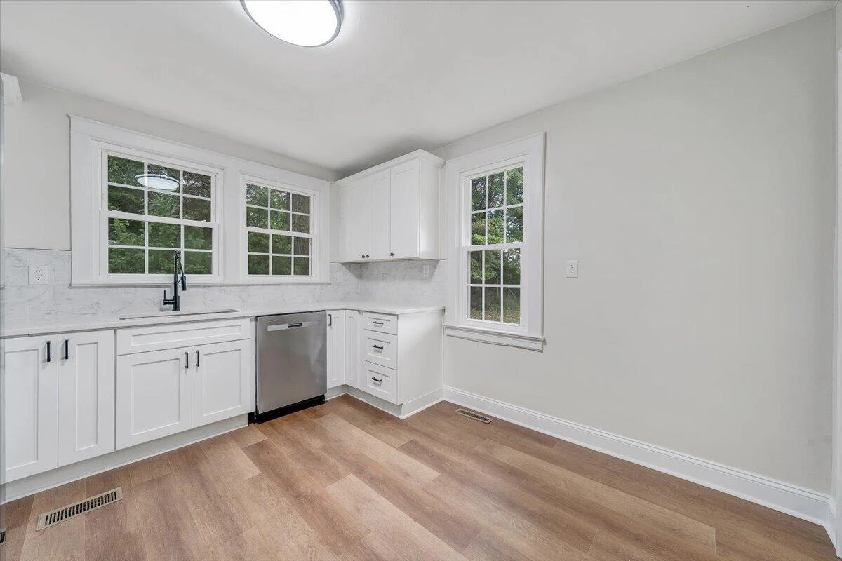 1578 Jordantown RD - Photo 16