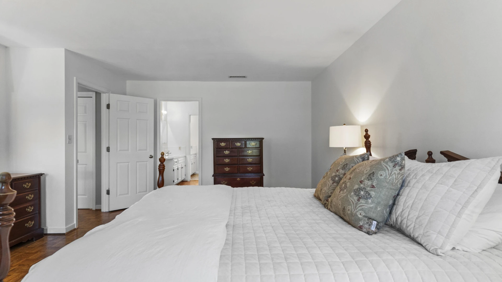 212 N North Branch RD - Photo 26