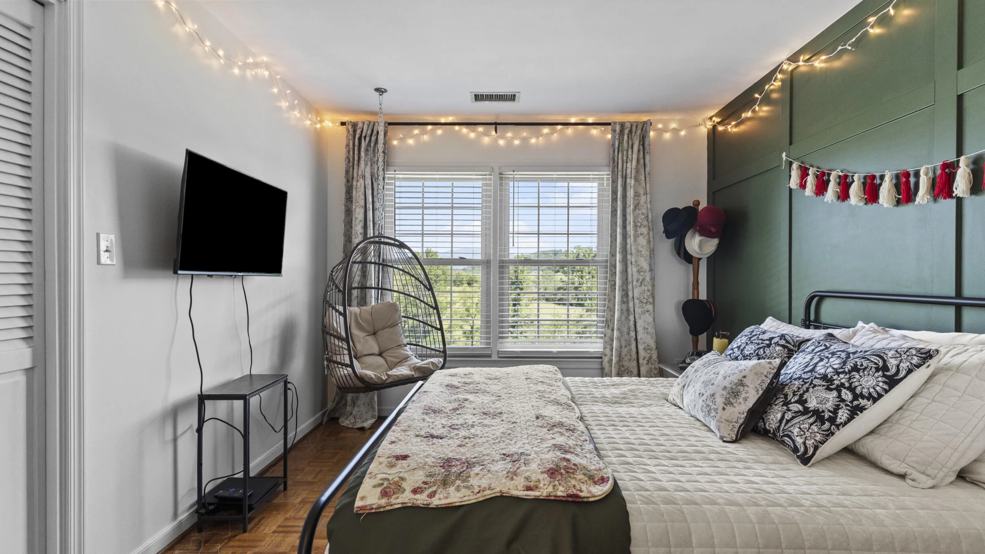 212 N North Branch RD - Photo 30