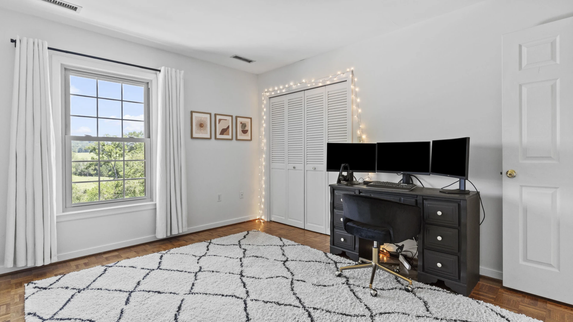 212 N North Branch RD - Photo 32