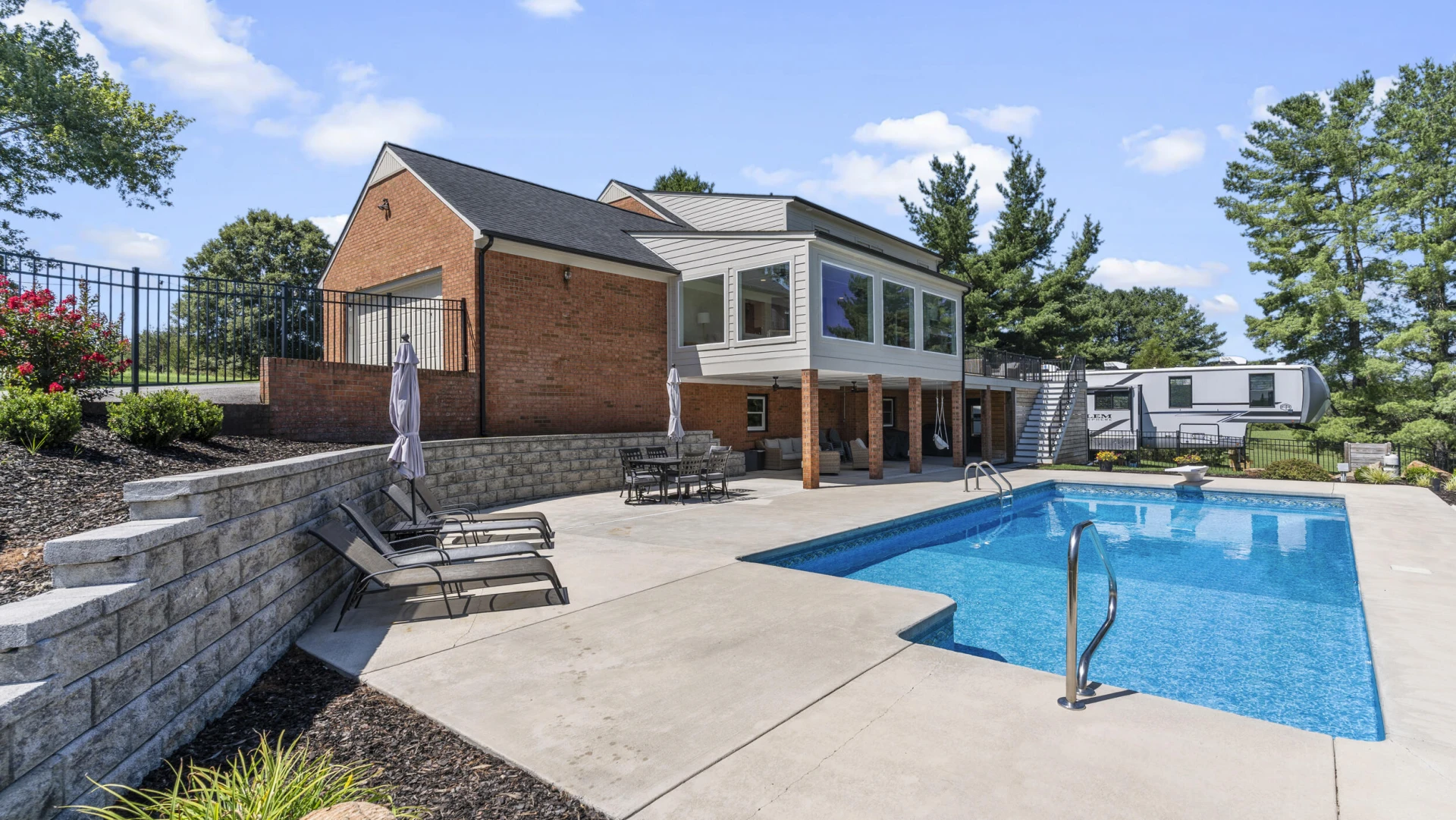 212 N North Branch RD - Photo 46