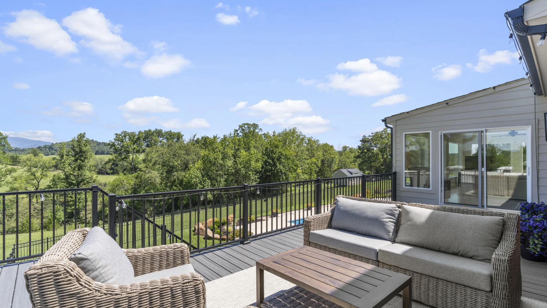 212 N North Branch RD - Photo 55