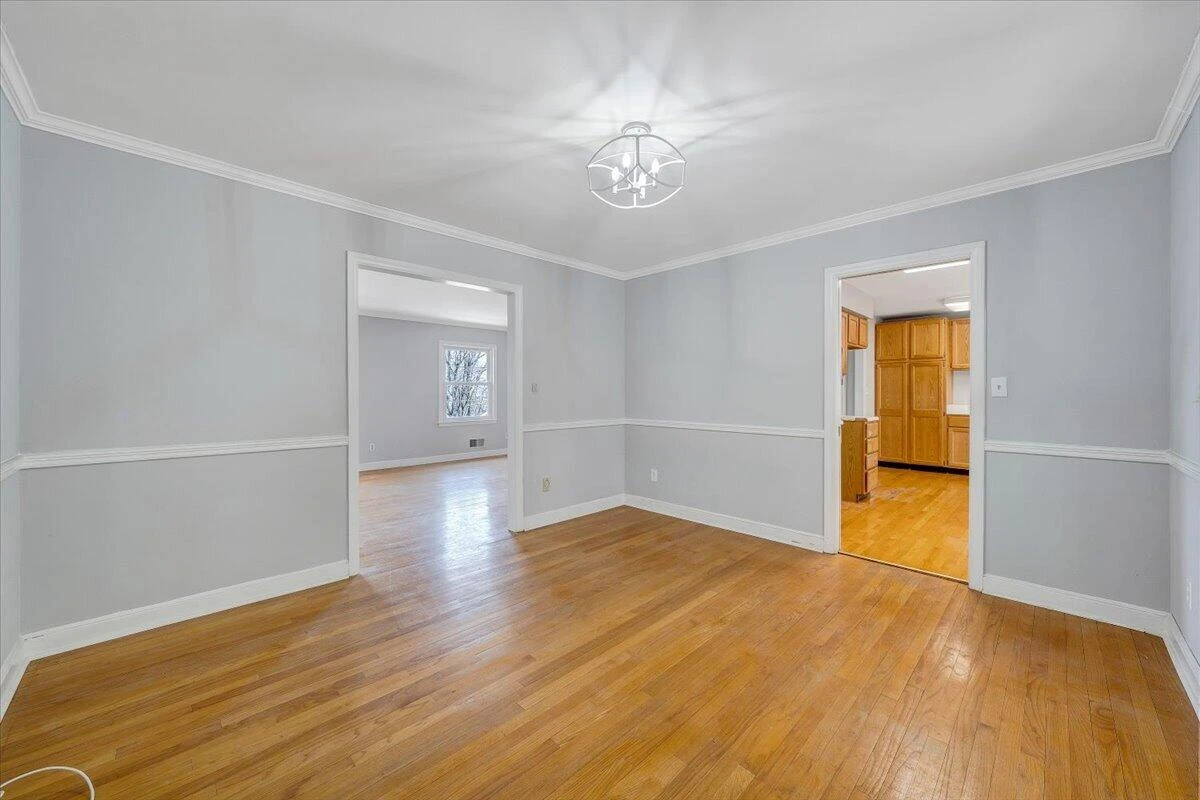3044 Burnleigh RD SW - Photo 13