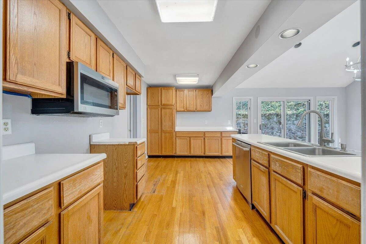 3044 Burnleigh RD SW - Photo 15