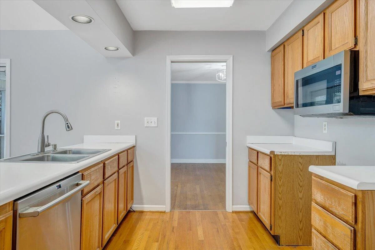 3044 Burnleigh RD SW - Photo 17