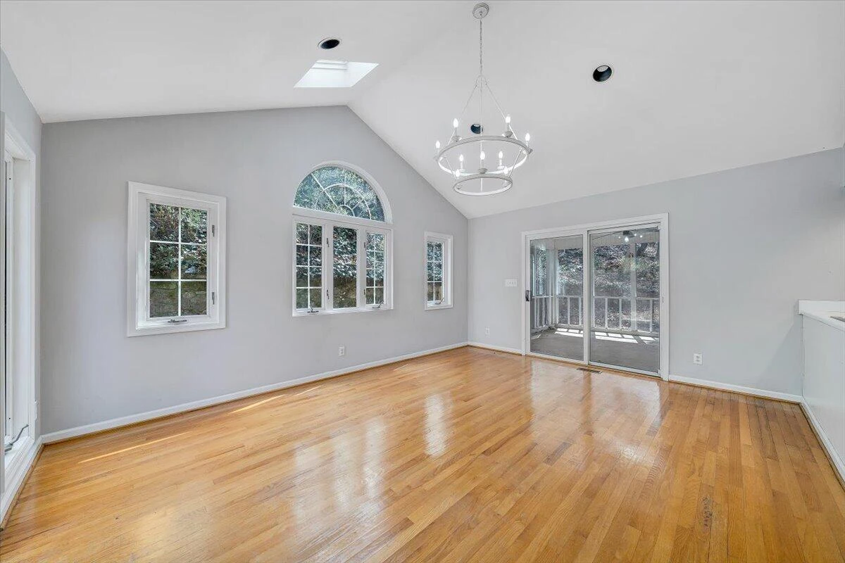 3044 Burnleigh RD SW - Photo 19