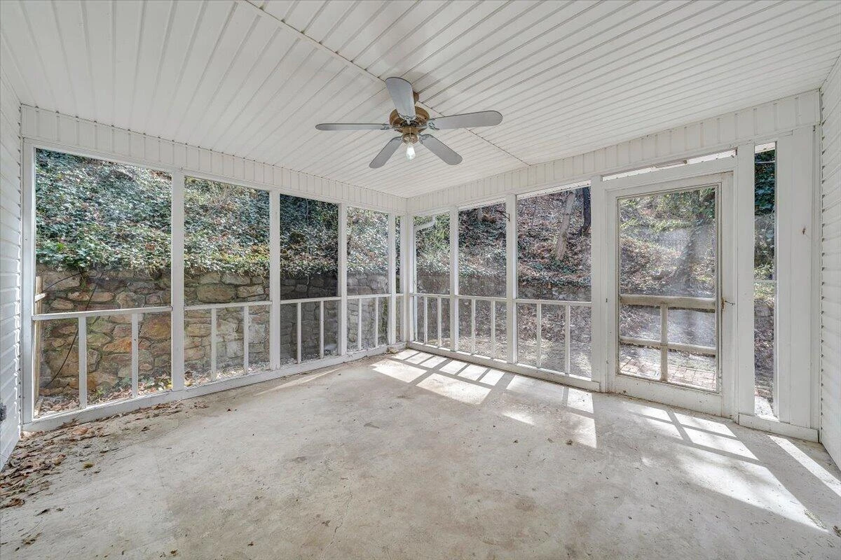 3044 Burnleigh RD SW - Photo 23