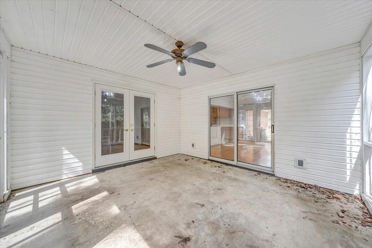 3044 Burnleigh RD SW - Photo 24