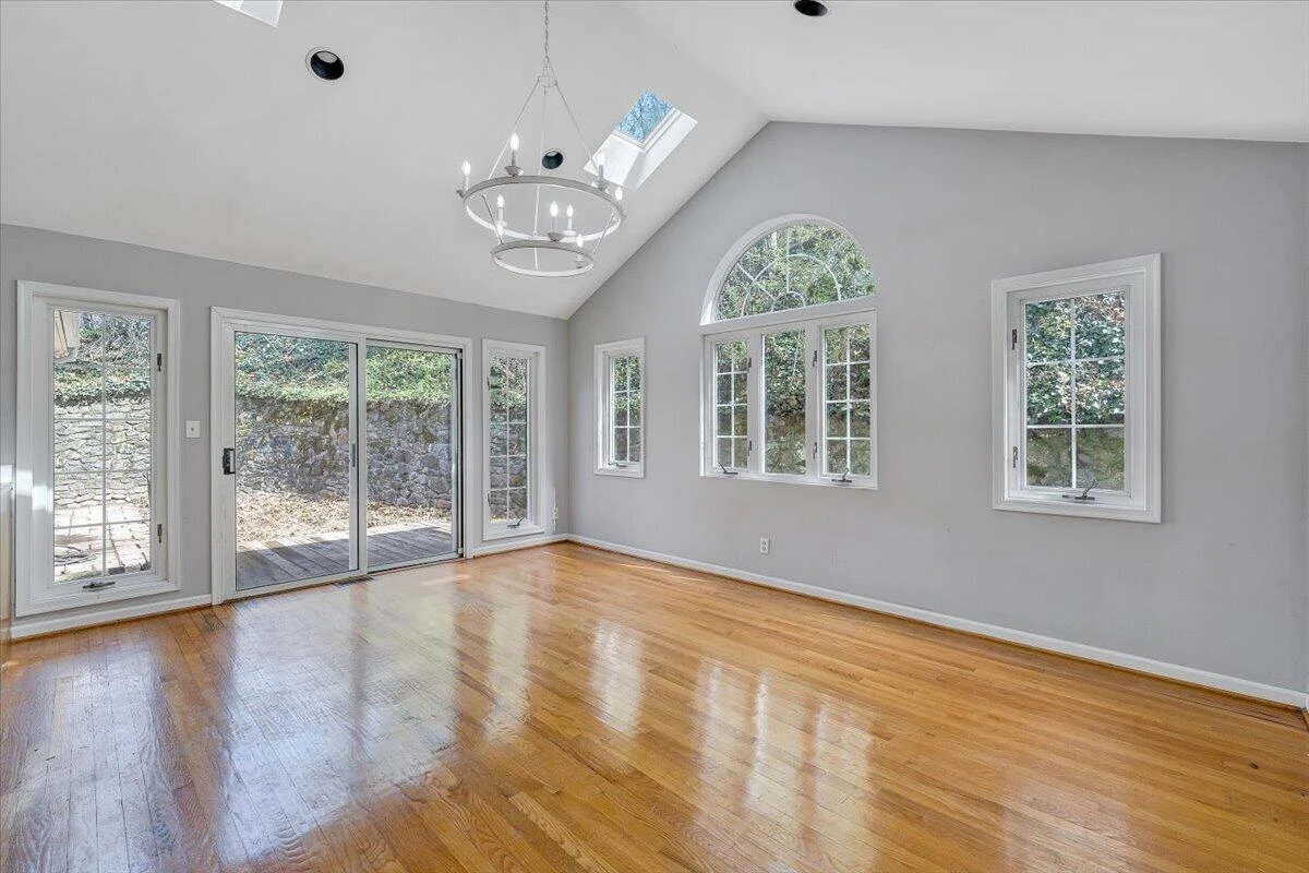 3044 Burnleigh RD SW - Photo 25