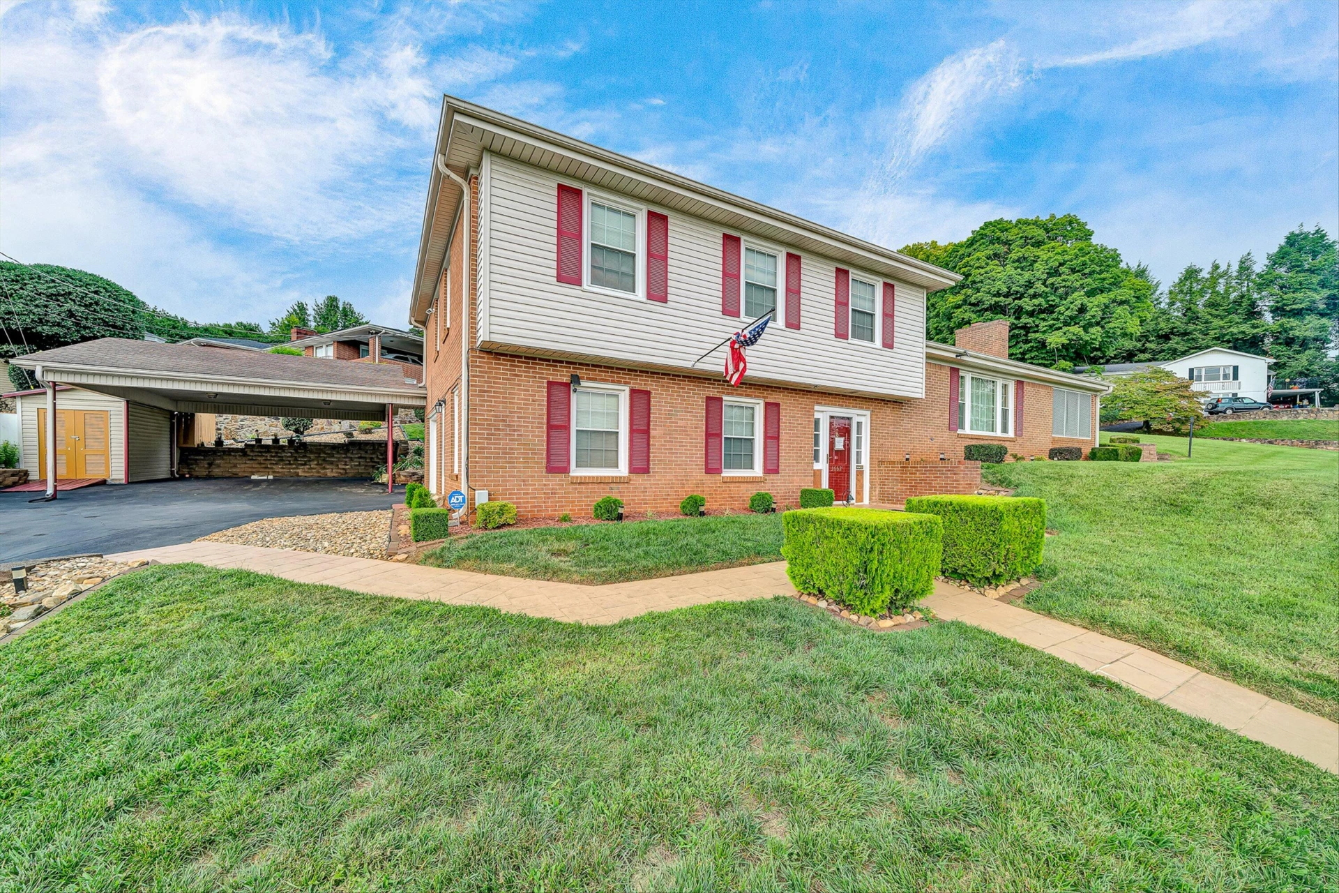 3662 Grandview AVE NW - Photo 2