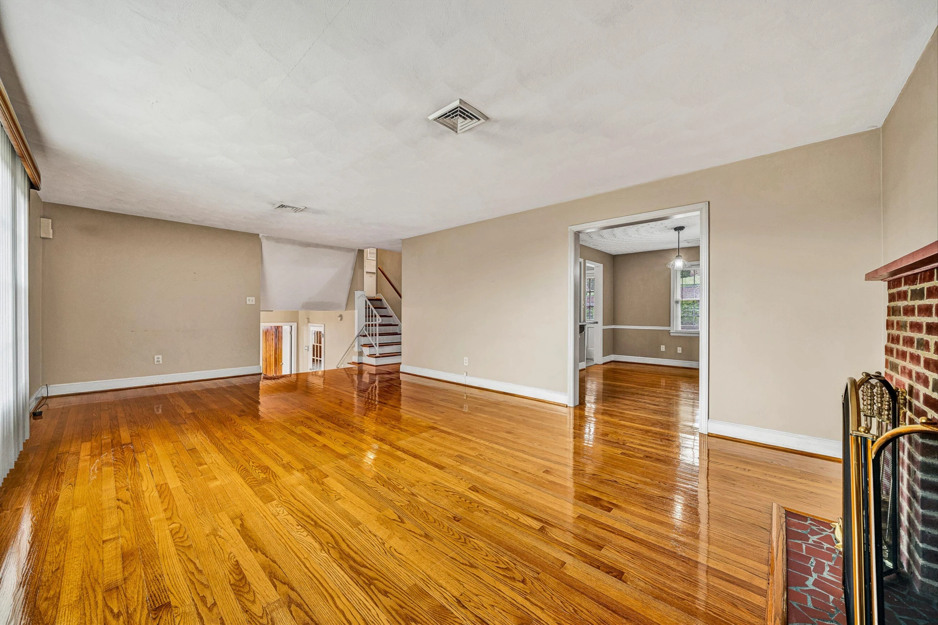 3662 Grandview AVE NW - Photo 5