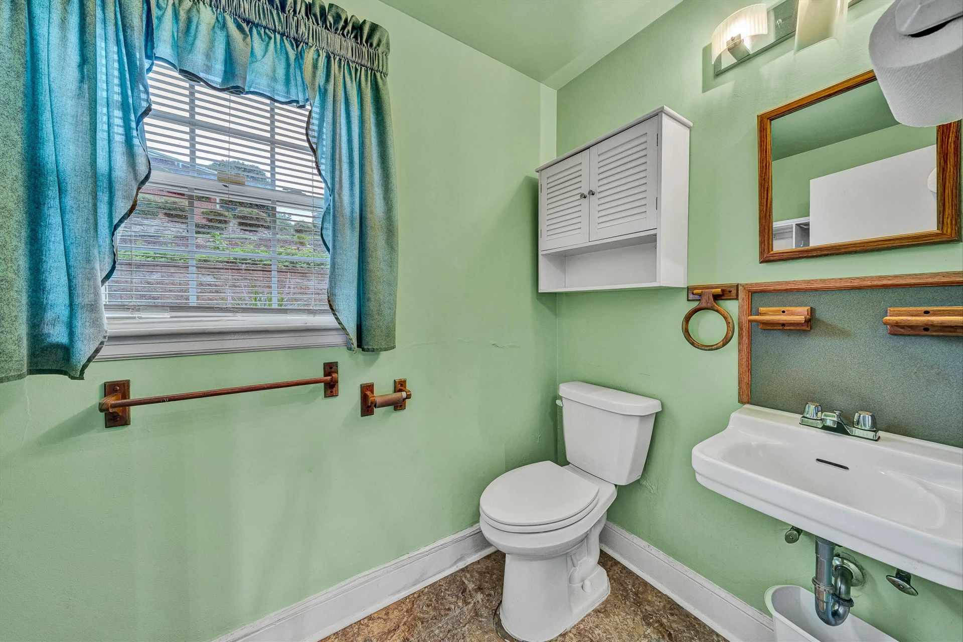 3662 Grandview AVE NW - Photo 23