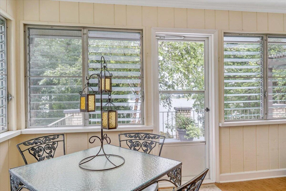 1276 Belle Isle DR - Photo 11
