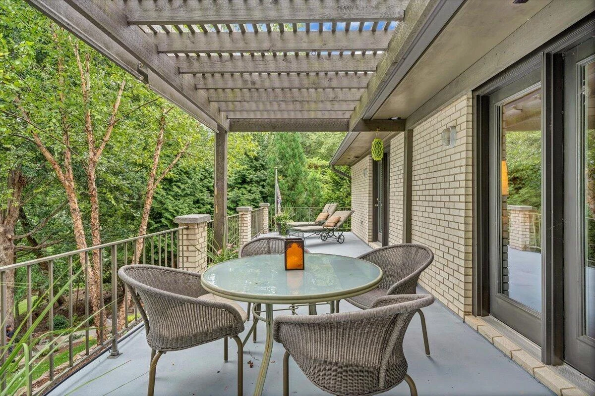 1276 Belle Isle DR - Photo 18