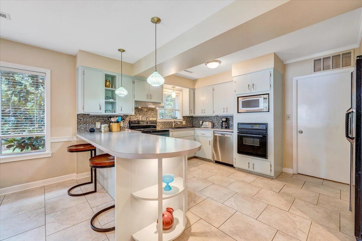 1276 Belle Isle DR - Photo 38