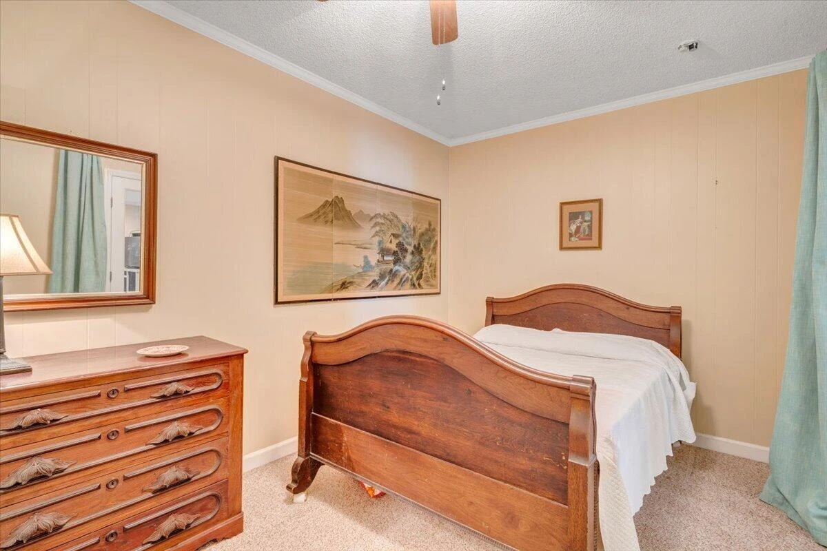 1276 Belle Isle DR - Photo 41