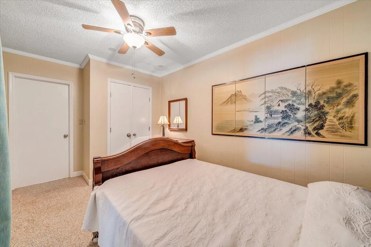 1276 Belle Isle DR - Photo 42