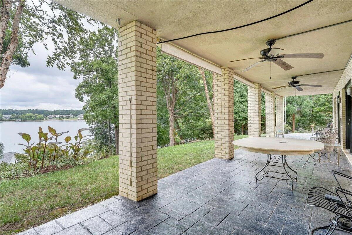 1276 Belle Isle DR - Photo 48