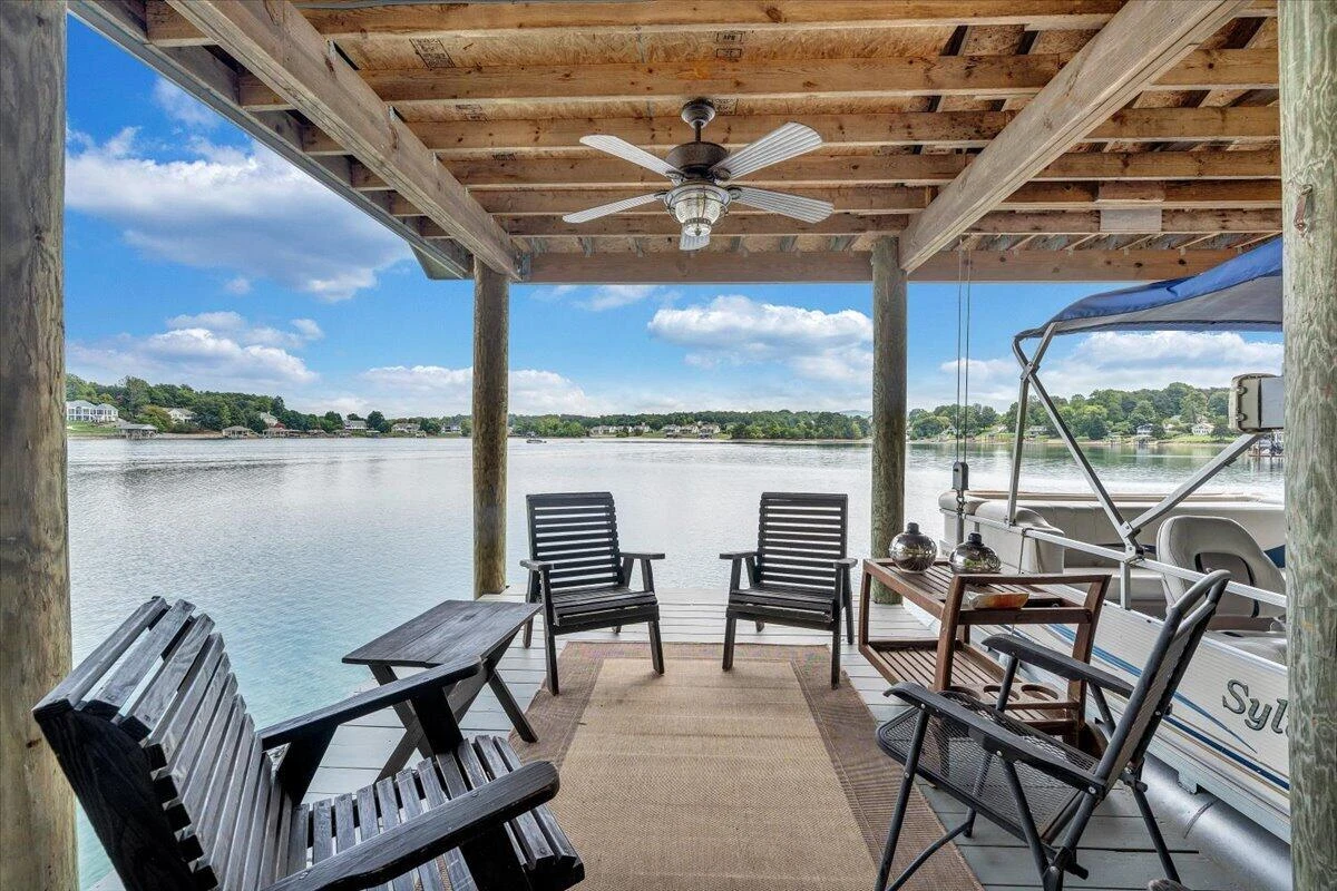 1276 Belle Isle DR - Photo 53