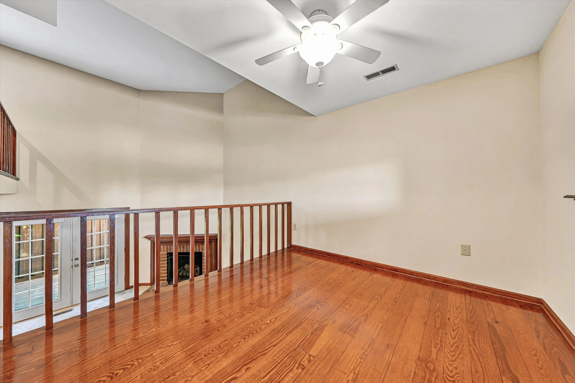 2217 Jefferson ST SW ## 2217A - Photo 9