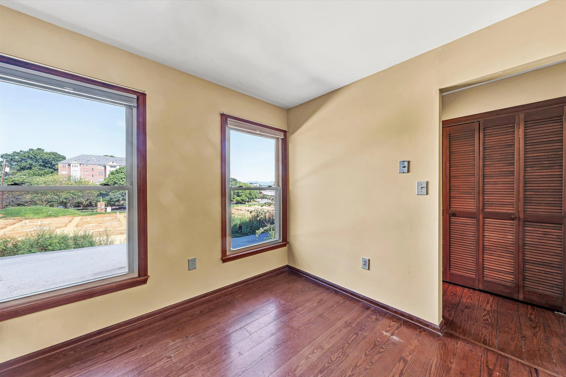 2217 Jefferson ST SW ## 2217A - Photo 12