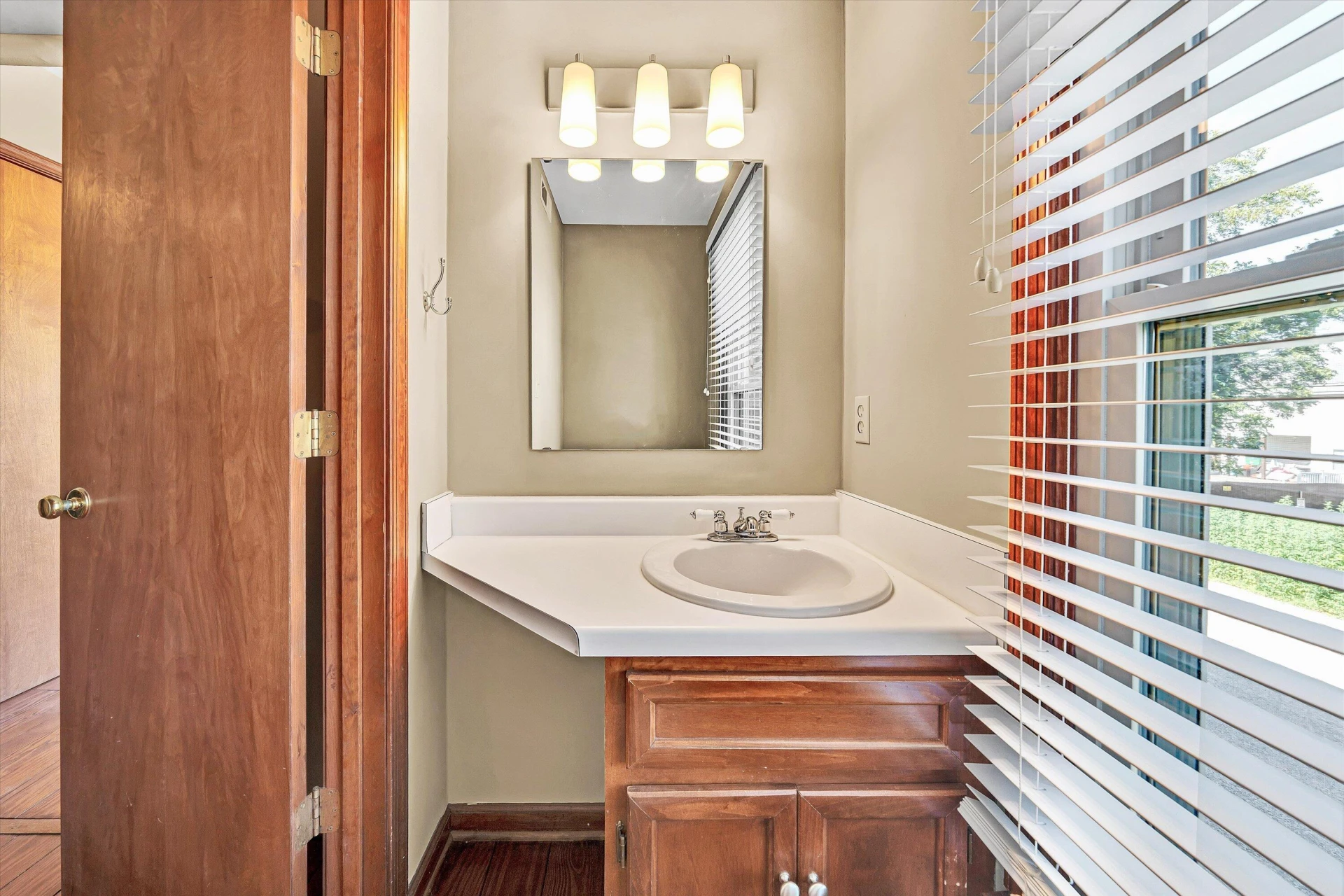 2217 Jefferson ST SW ## 2217A - Photo 13