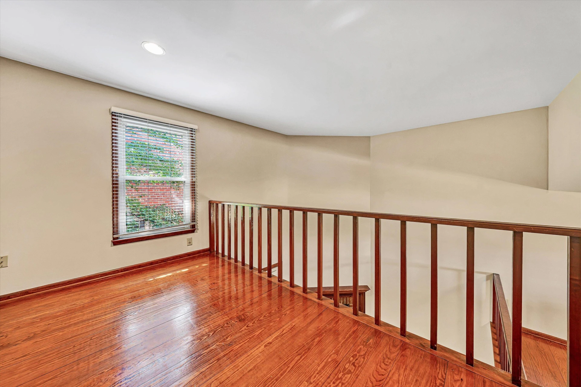 2217 Jefferson ST SW ## 2217A - Photo 14