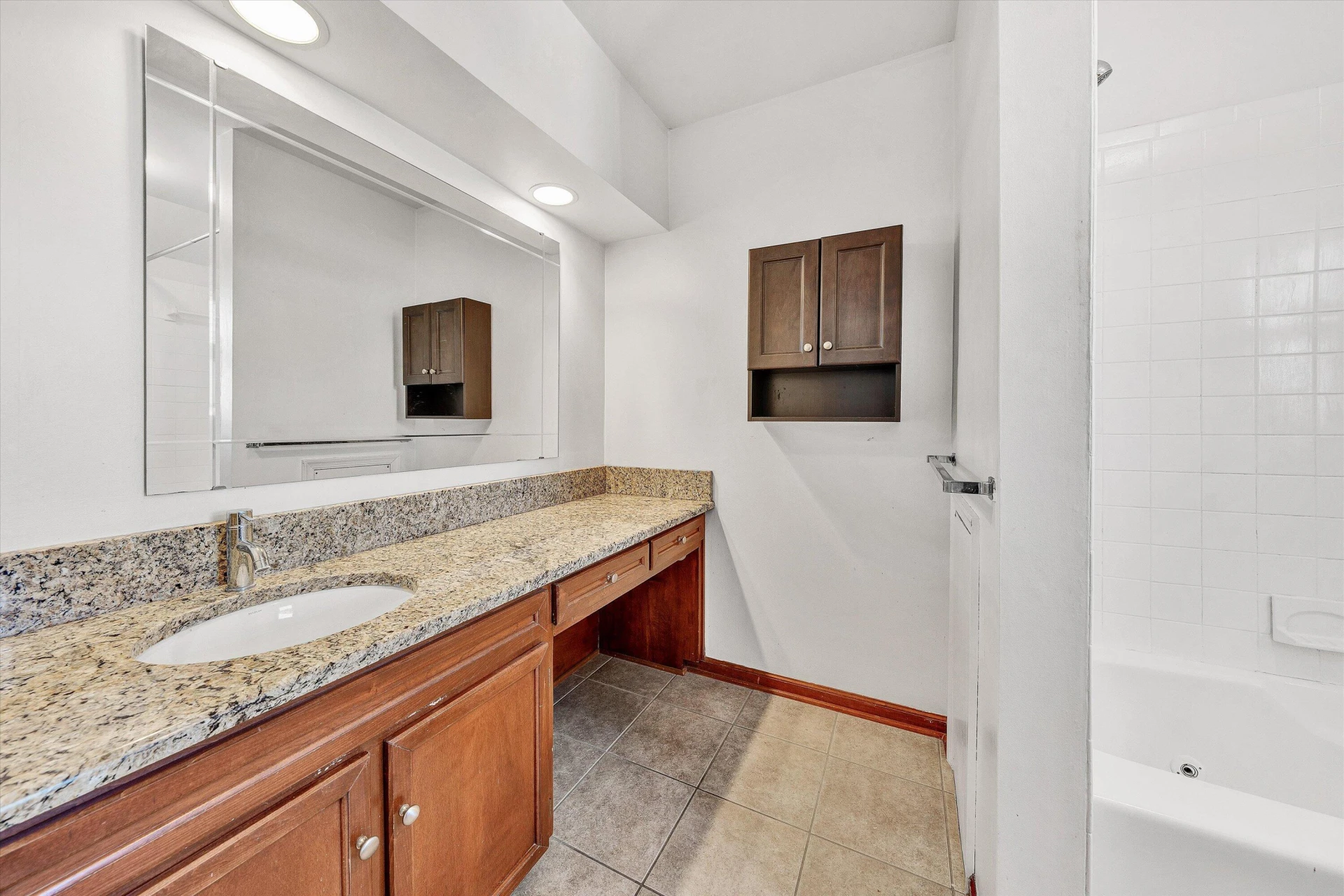 2217 Jefferson ST SW ## 2217A - Photo 23